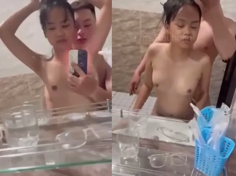 Mảnh khảnh em cùng any địt trước gương quay kỉ niệm