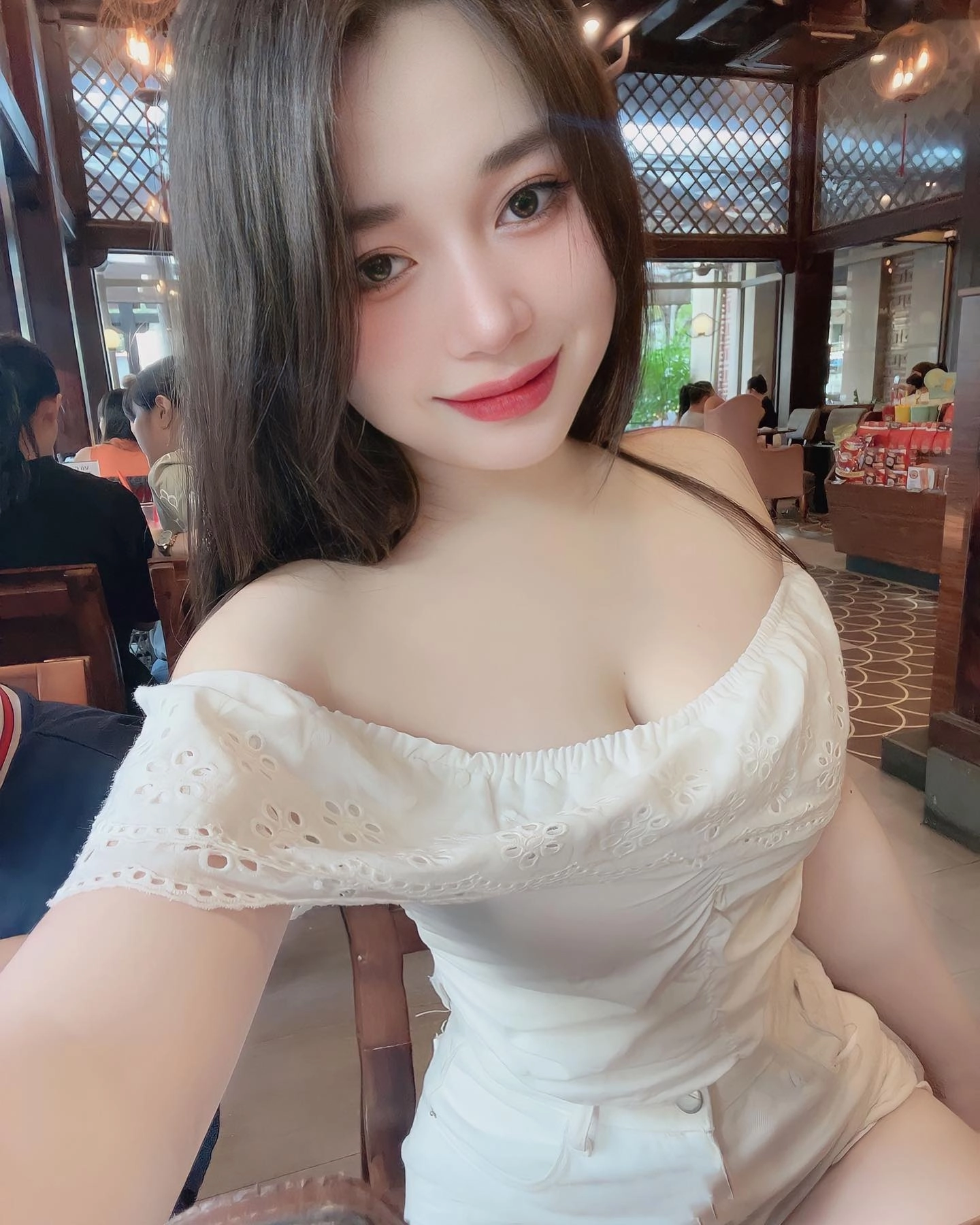 100+ Ảnh gái đẹp làm Avatar